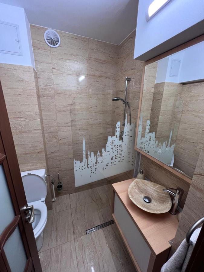 Mnm Mitropolie Apartment Яш Екстериор снимка